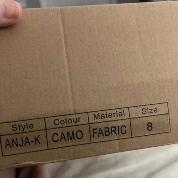 Desert Rose Camo Kicks - size 8 - NWT in box by Krush Kandy - Picture 9 of 9